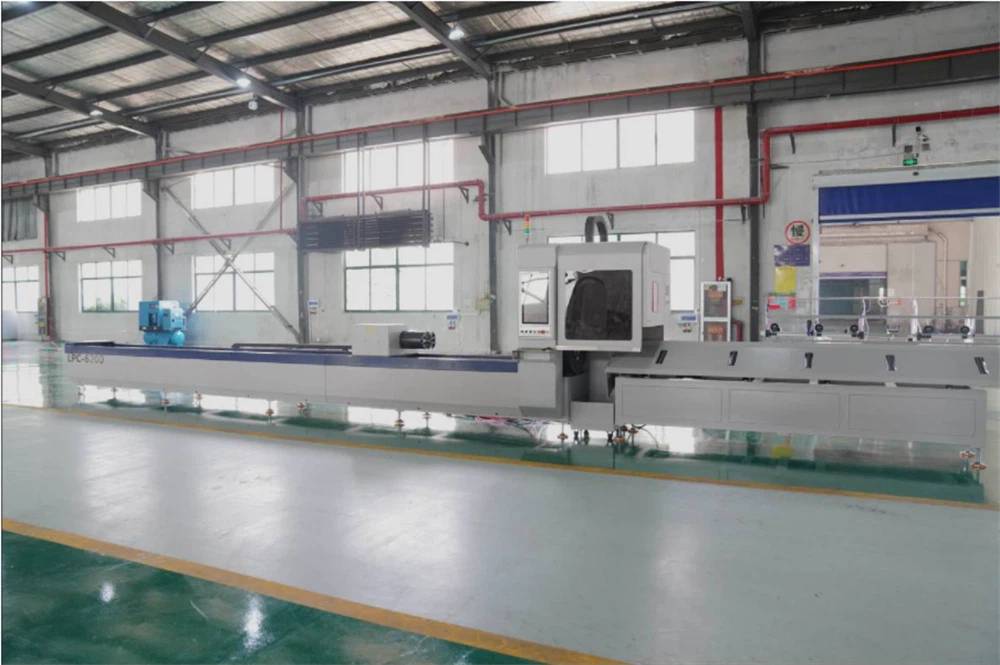 Tüp Fiber Lazer Kesim Makinesi